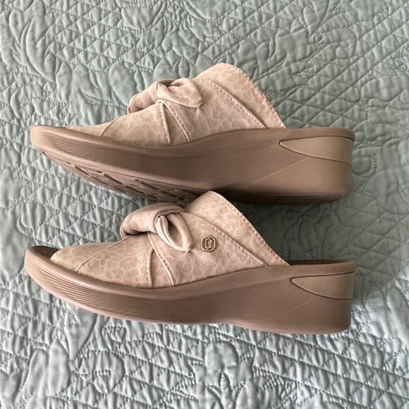 Bzees Slip On Bow Sandals Ivory 8.5W - Picture 6 of 6